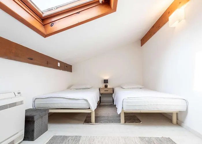 Proche : Maison Avec Beau Jardin *